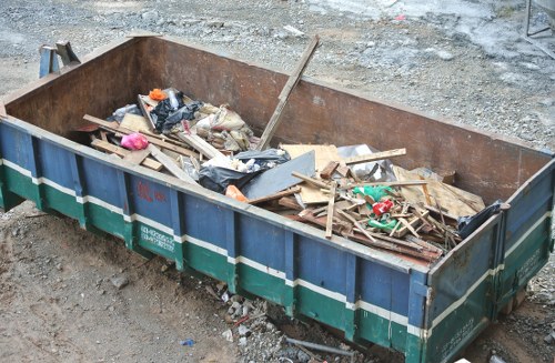 Professional house clearance team at work in Canarywharf